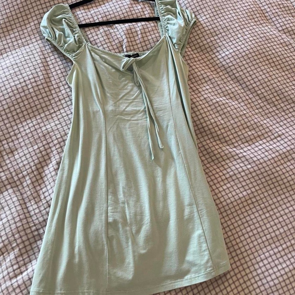 Forever 21 Sage Green Puff Sleeve Mini Dress Size L